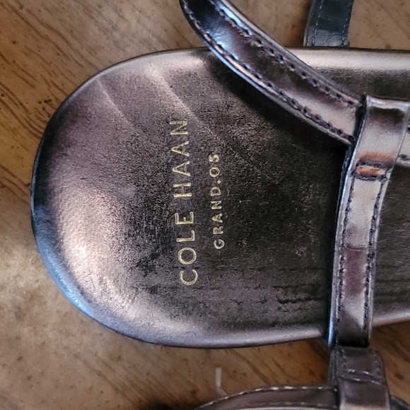 Sandals - Picture 3 of 5